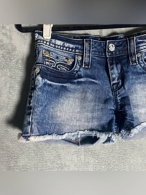 Rock Revival Distressed Dark Blue Denim Shorts with Frayed Hem size 28 Jodie - Image 2