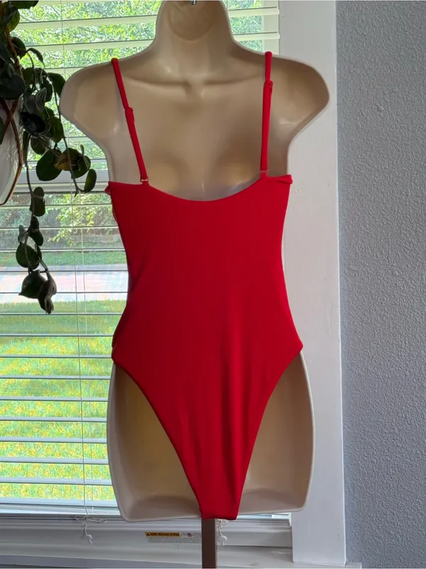 Mango NWT Rib Knit Swimsuit in Red Size Medium Convertible straps - Image 2