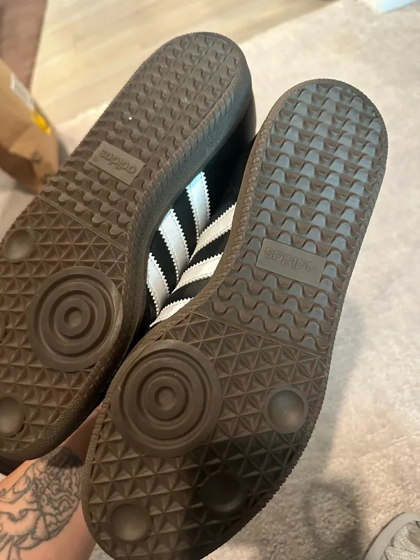 Black Samba Adidas OG Shoes - Image 4