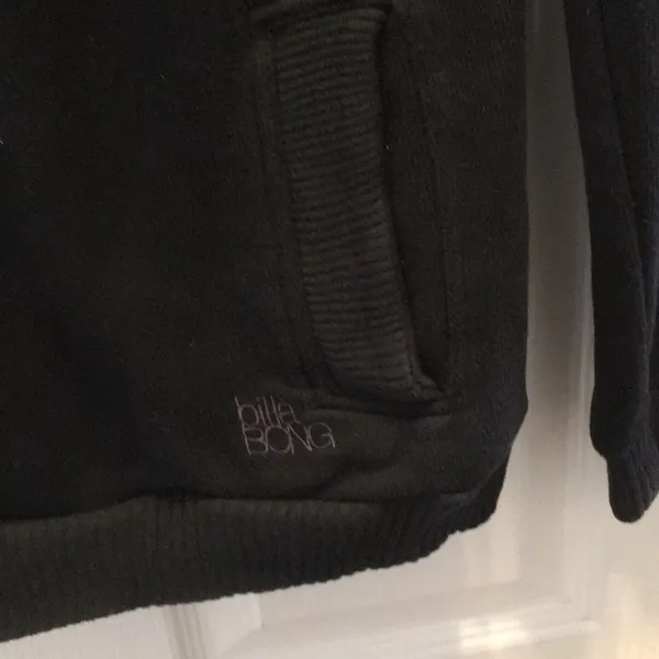 FINAL MARKDOWN Ladies billabong sweater small - Image 2
