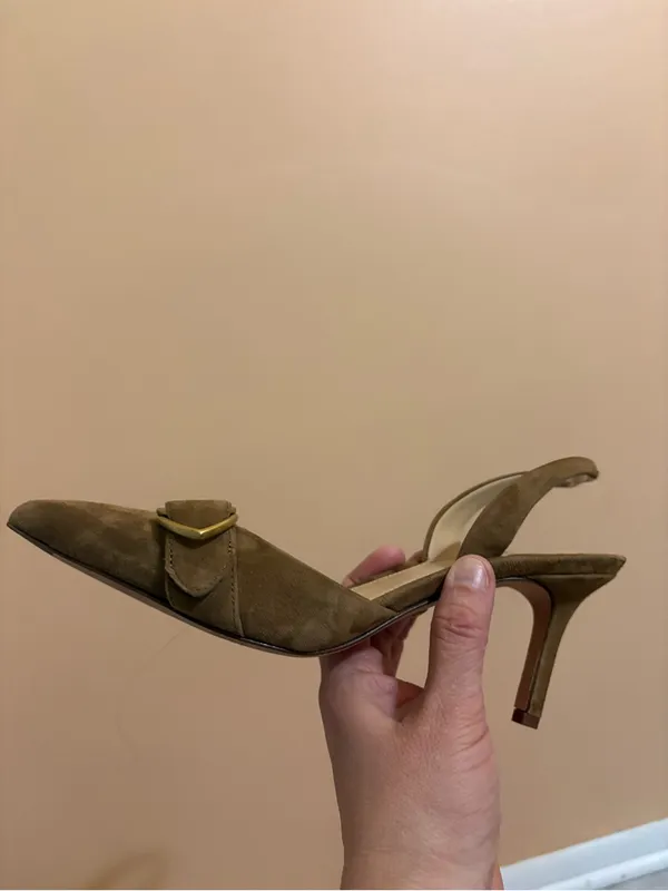 Veronica Beard Loralyn Pumps in Chestnut - Image 12