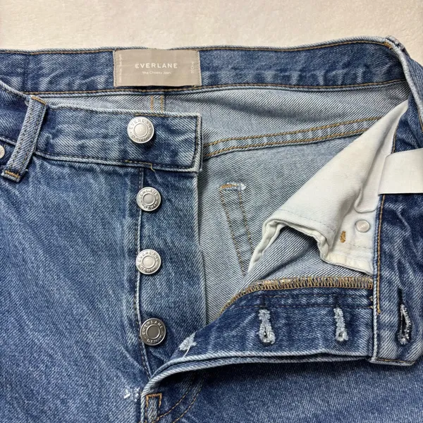 Everlane Women's Straight Leg Blue Jeans size 27‎ crop - Image 9