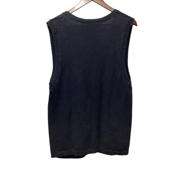 Capacity sweater vest. Winter Penguin scene. Size Medium Black - Image 3