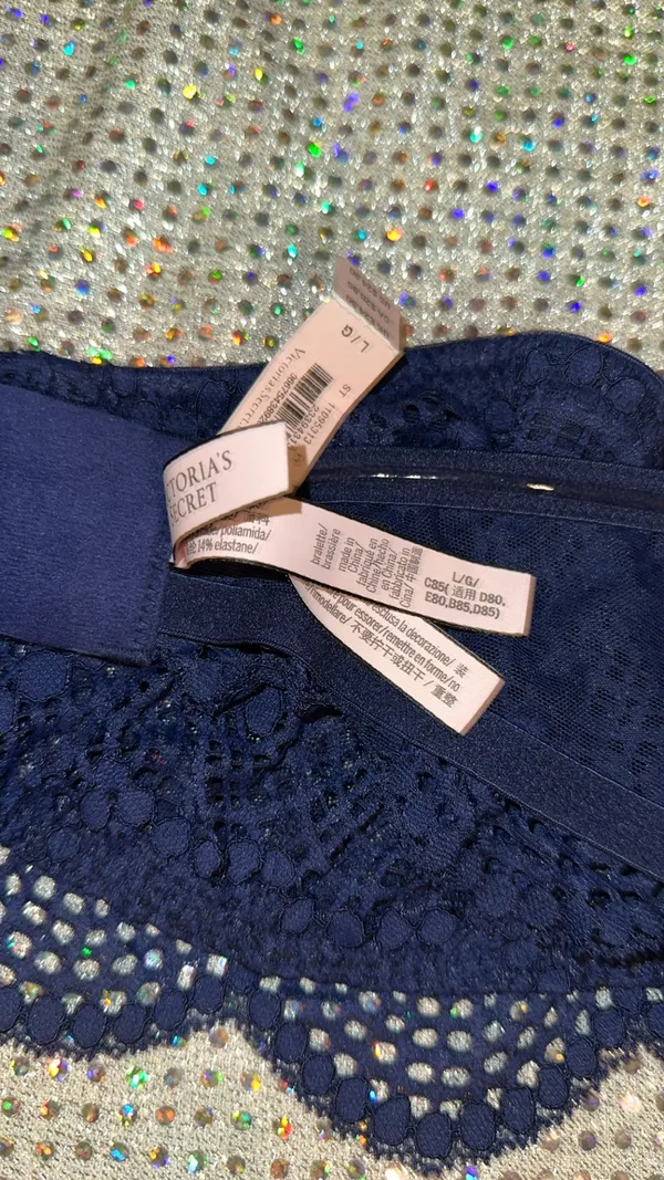 Victoria's Secret Bralette Lace NWT lg - Image 4