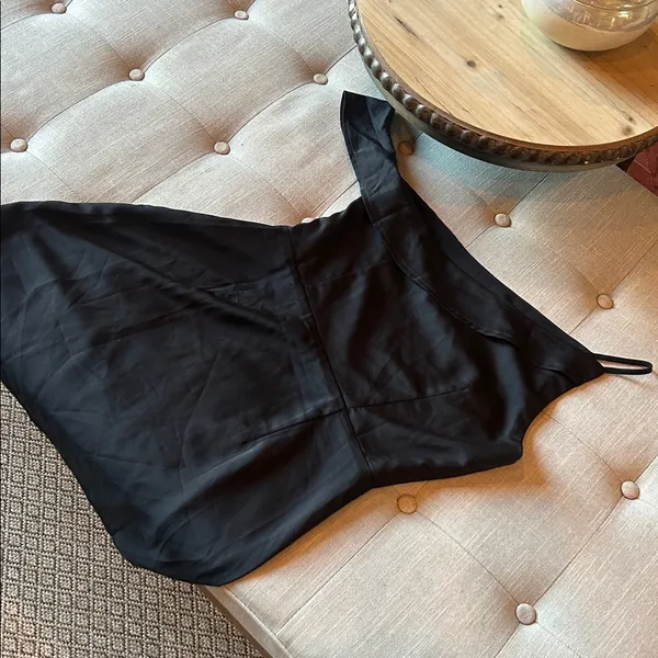 Superdown Black Asymmetrical Mini Dress Size Medium - Image 8