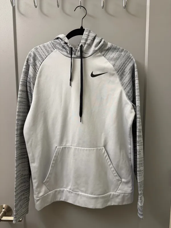 Nike Dri-Fit Fleece Hoodie - Image 5