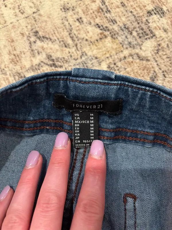 Forever 21 Jeans Bootcut Flare - Image 3
