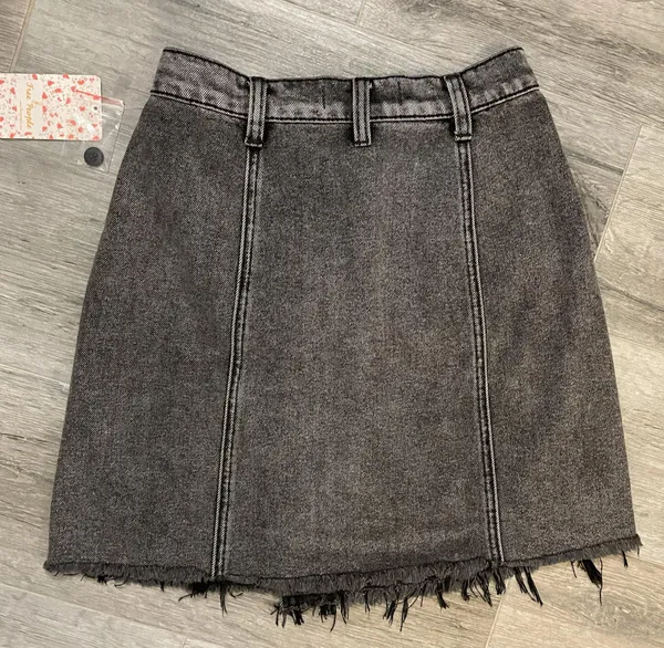 Free People NWT sulphor black skirt size 24 - Image 5