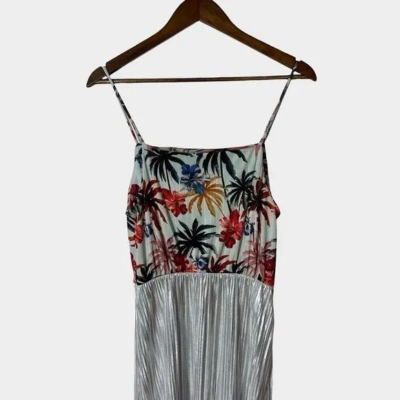 Zara Trafaluc Tropical Floral Silver Metallic Pleated Midi Dress Medium‎ Summer - Image 8
