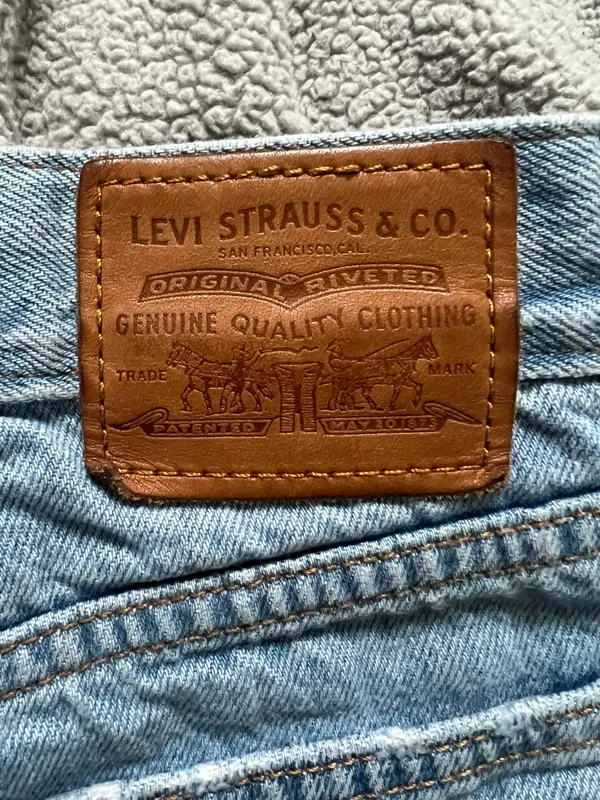 Vintage Wedgie Jeans - Image 2