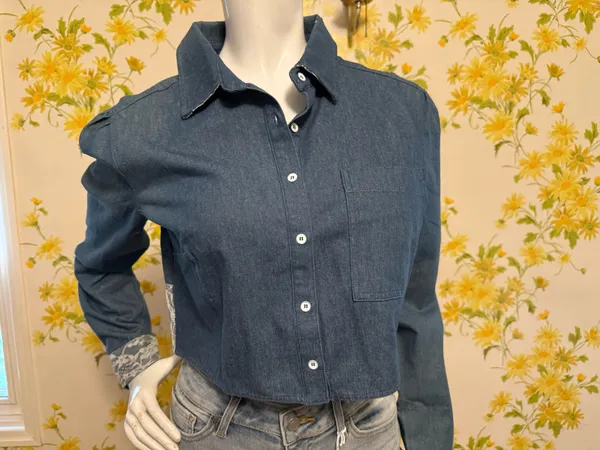 En Crême Long sleeve Cropped Button-Front Shirt - denim Blue size M - Image 5