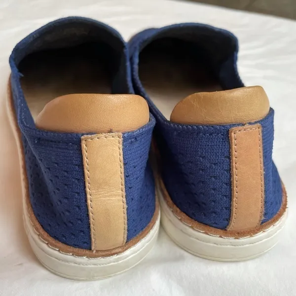 Ugg‎ Sammy Slip On Woven Sneakers Navy Blue Sz 7.5 - Image 6
