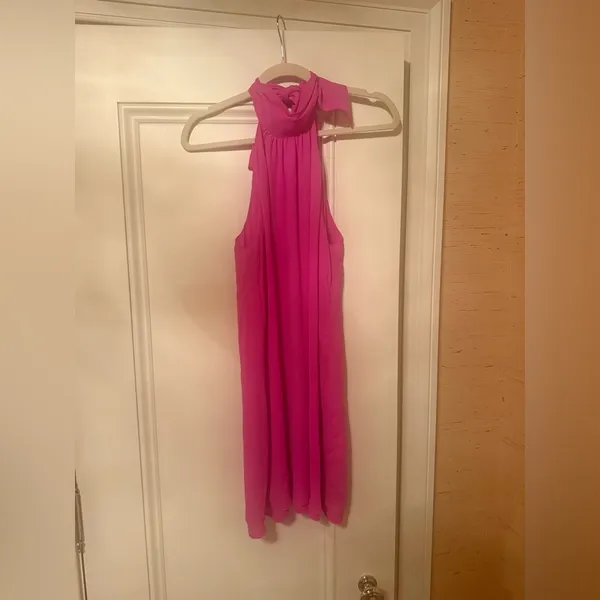 Krisa tie back halter dress in pink - Image 5