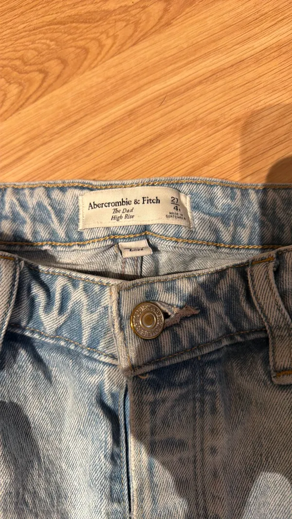 Abercrombie Jeans - Image 2