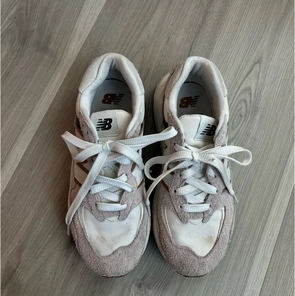 New Balance Chunky Colorful Sneakers Women’s 9.5 - Image 3