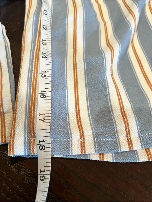 Skies Are Blue NWT Striped Wide Leg Crop Pants Size M Blue Ivory Tie Waist Lined - Image 7