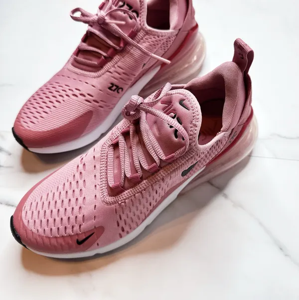 Nike Air Max 270 Shoes - Image 2