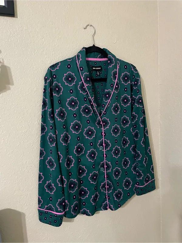 Room Service Geo Print Long Sleeve Pajama Sleep Top Size XL Green Pink Soft - Image 2