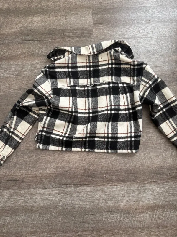 Zara Flannel Shacket  - Image 4