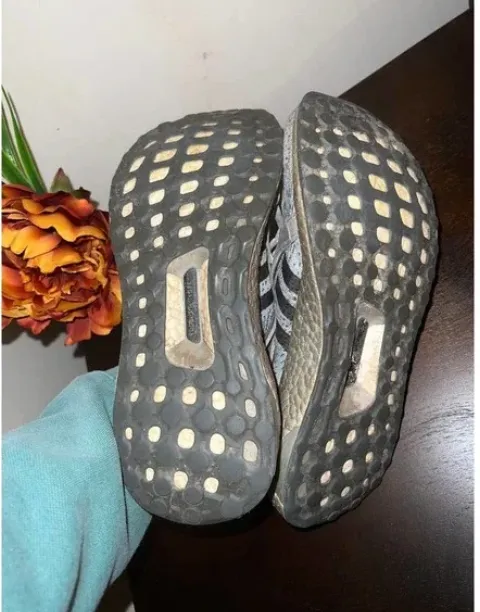 Adidas Ultraboost Grey Shoes - Image 4