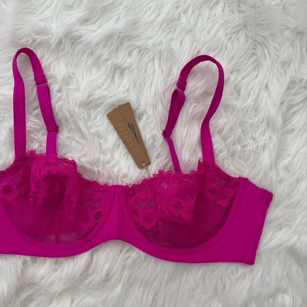 Skims Femme Lace Balconette Bra Fuchsia Size 40B - Image 4
