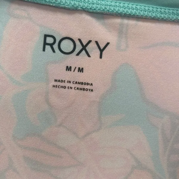 Roxy Sea Skippin LS Rashguard size M - Image 6