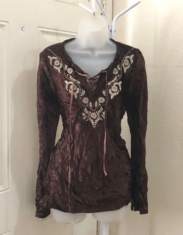 Y2K Whimsygoth Gothic Brown long bell flare sleeve blouse top shirt embroidered lace tie #boho #western #indie #hippie #country Size L-Measurement in pics - Image 2