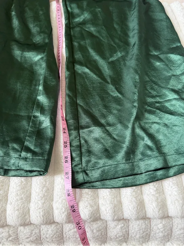 NWT Lulu's Silky Dark Green Straight-Leg Chinos - Image 8