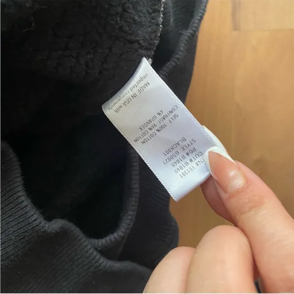 Good American off the shoulder sweatshirt 3‎ - Image 4