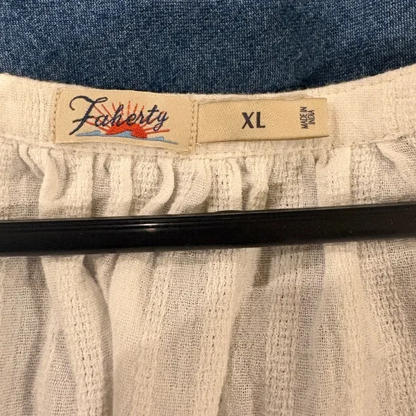 Faherty Isla embroidered organic cotton button-up tank top cream sz XL - Image 5