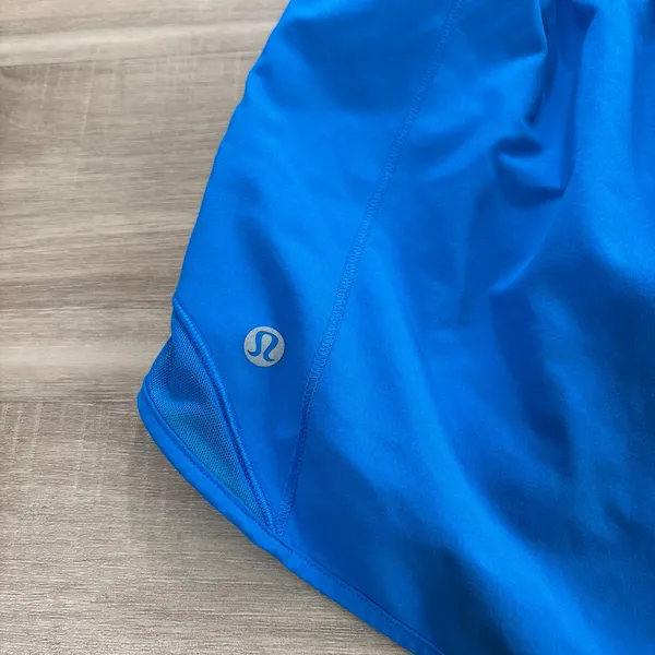Lululemon Hotty Hot Low-Rise Lined Short 4" Poolside Blue Women Size 6 - Image 5