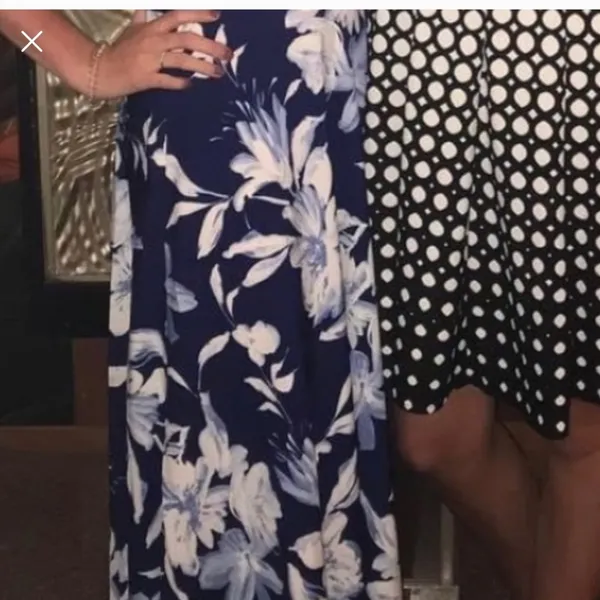Lulus long maxi fancy skirt size small high waisted in blue and whitw - Image 5