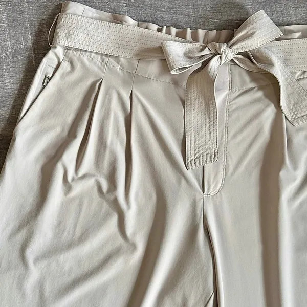 Athleta Skyline Pant II Womens 18 High Rise Paperbag Waist Straight Fit Slim - Image 3