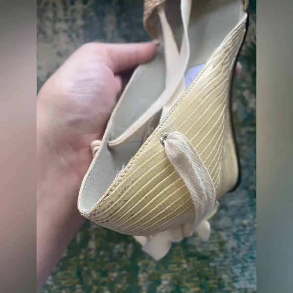 Diana Broussard snakeskin wedge woven ankle tie peep toe wedges, size 6.5M - Image 9