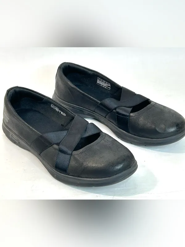 Skechers GoStep Dainty Slipon MaryJane Flats in Black size 9 - Image 5