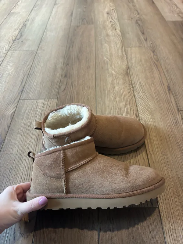 UGG ultra mini - Image 2