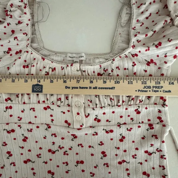 Heart & Hips XS Floral Pointelle Knit Top Cream Red Button Front Cottagecore Milkmaid Regency - Image 5