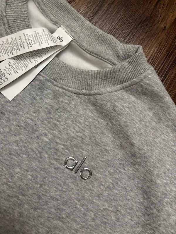 Alo Accolade Set Gray Large Crewneck + Shorts - Image 4