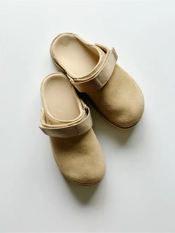 UGG Goldenstar Clog Mustard Seed Shoe - Image 4