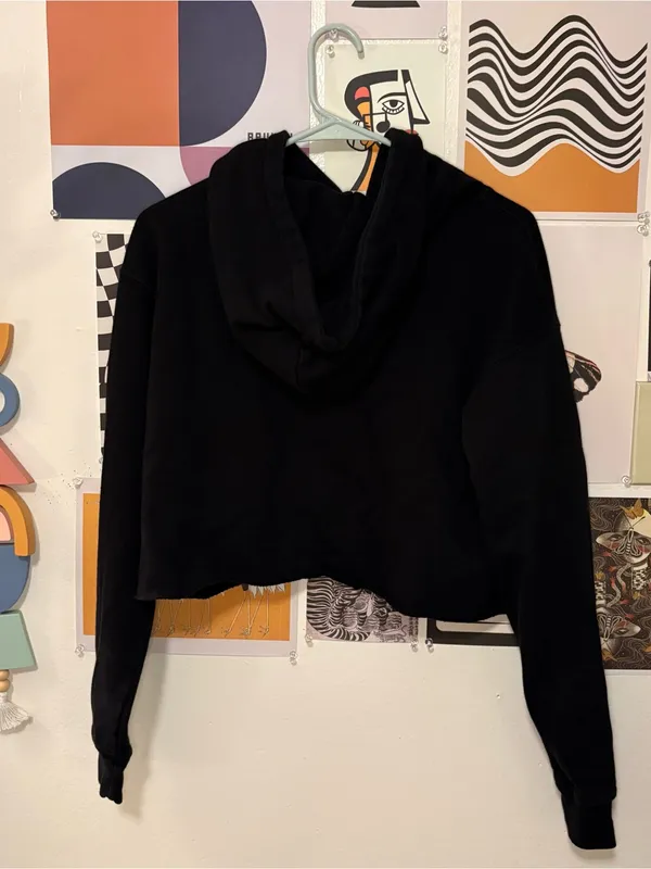 Wild Fable Black Cropped Raw Hem Hoodie Size Small - Image 4
