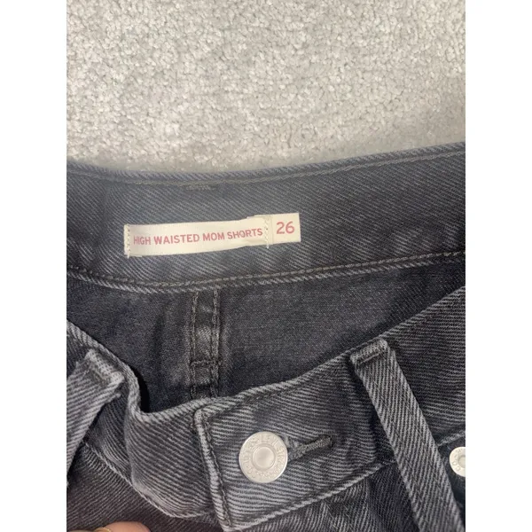 levis high waisted mom shorts black washed 26 - Image 2