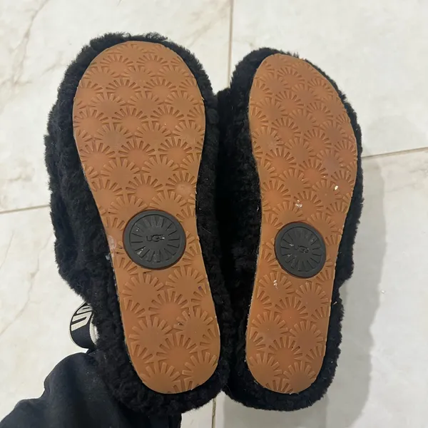 UGG Black Fluff Yeah Slingback Slippers Size 9 US - Image 4