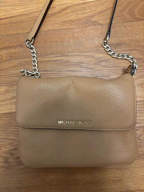 Michael Kors Purse Crossbody - Image 2
