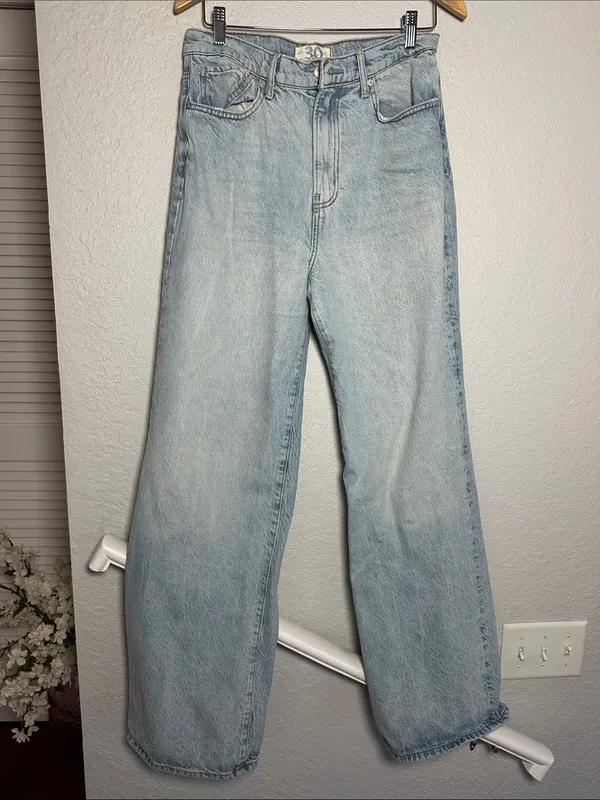 We The Free People Astoria Wide Leg Jeans Light Wash Blue 90s Size 30 - Image 2