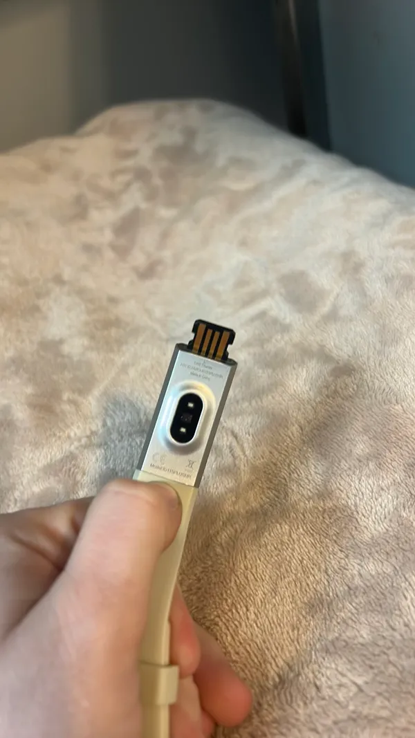 Fitbit smart watch White - Image 2