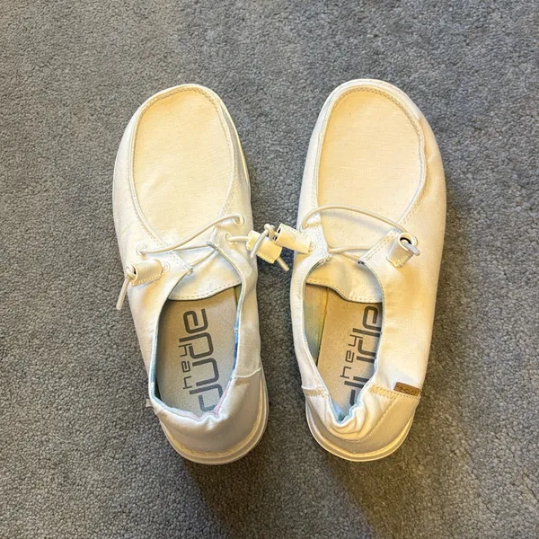 Hey Dude Wendy Shoes Size 7 in White. - Image 3