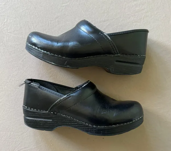 Dansko Professional Leather Clogs - Image 4