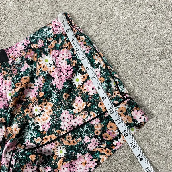 Victoria’s Secret Women’s Pajamas Set Satin Floral Cami Tank Top L & Shorts M - Image 10