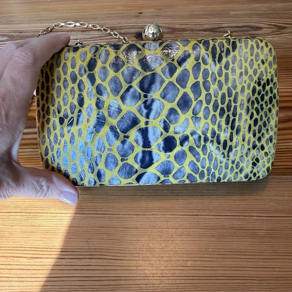 Tory Burch Handbag RARE Clutch Yellow Hard-side Leather Animal Print Chain Strap - Image 2