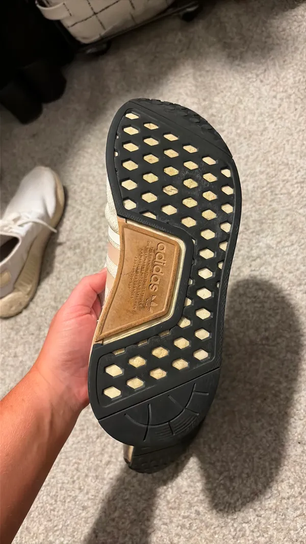 Adidas NMD R1 Shoes - Image 3